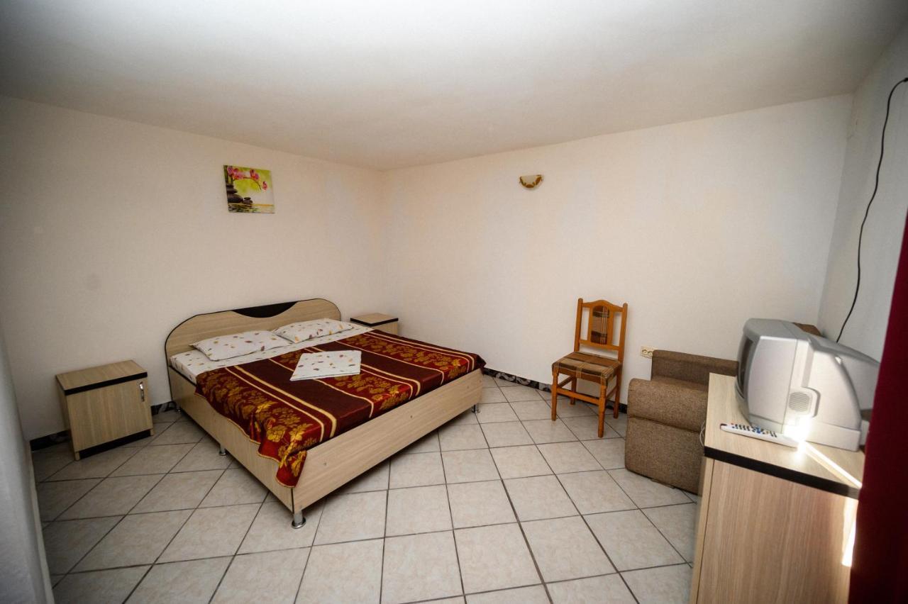 Dora 2* Costinești