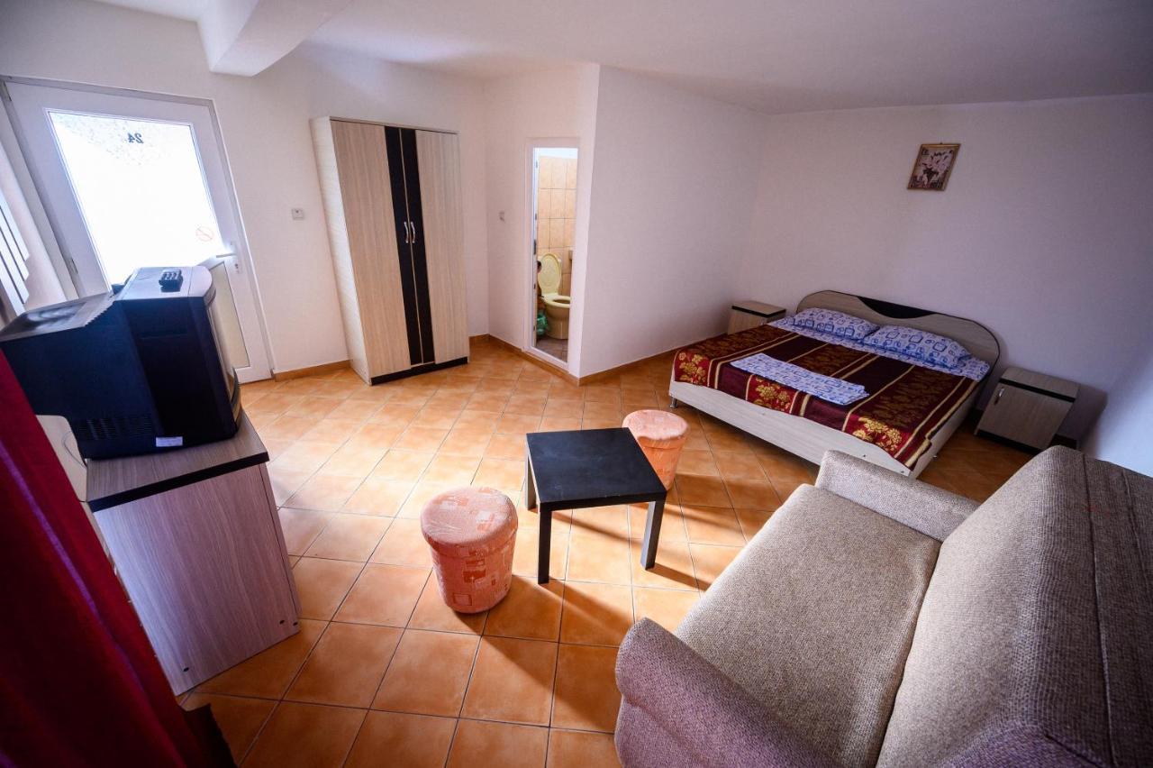 Dora 2* Costinesti